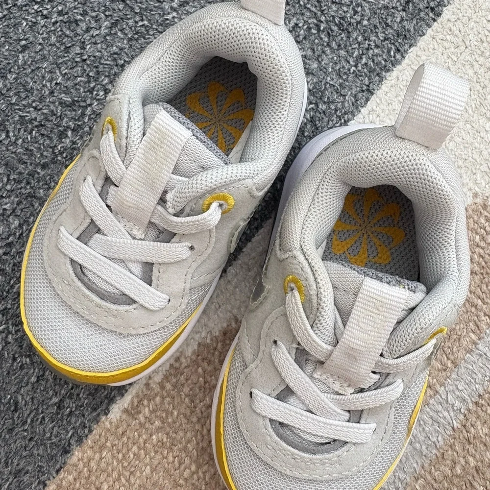 Nike Air Max Motif Toddler Size 4